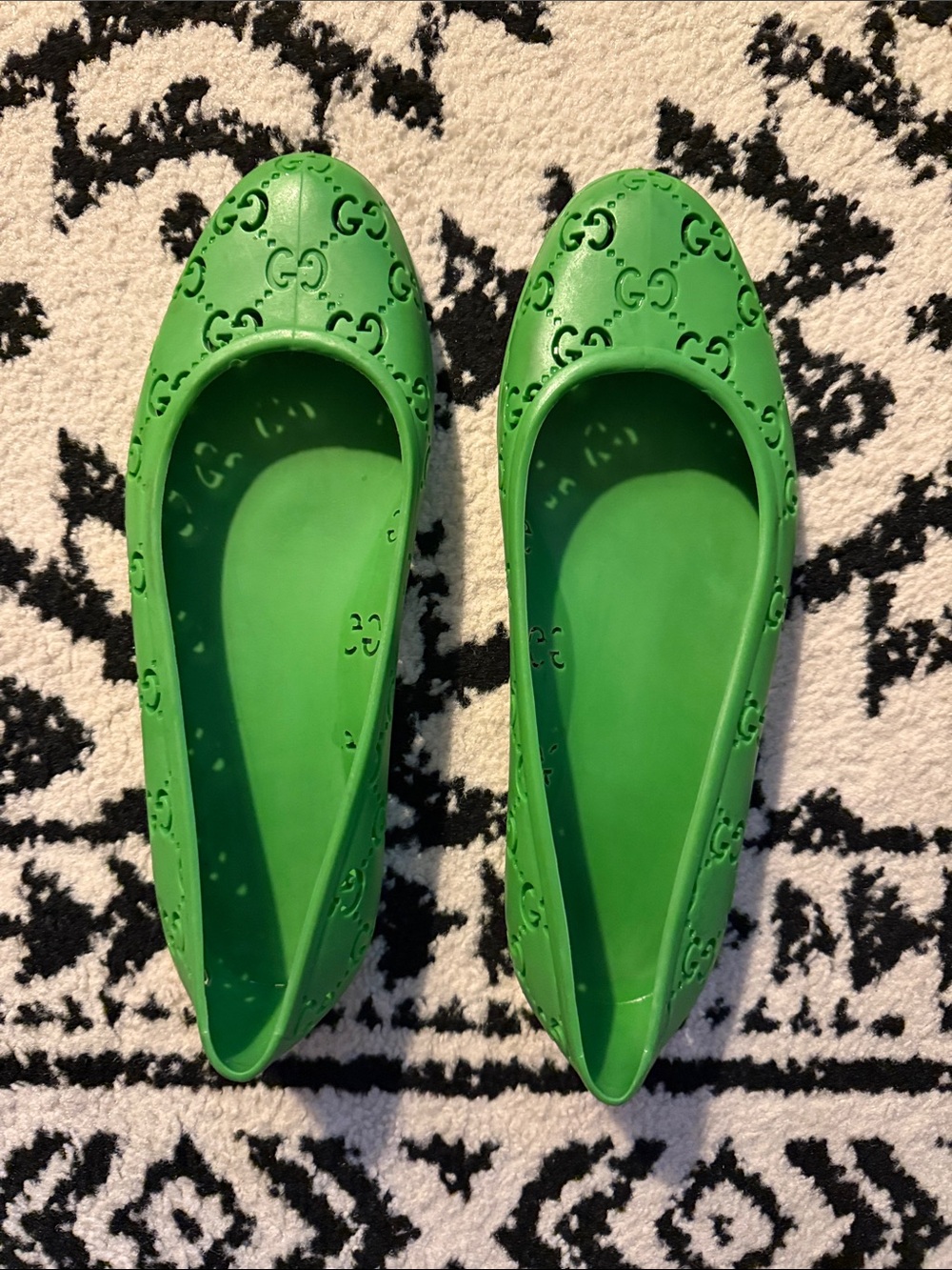 Gucci Authentic Green Ballet Flats